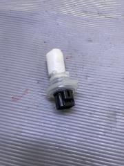 Запчасть датчик уровня в бачок омывателя TOYOTA Land Cruiser 2008-2021 URJ202 8539730400 новая Датчик уровня в бачок омывателя TOYOTA Land Cruiser 2008-2021 URJ202 8539730400 новая