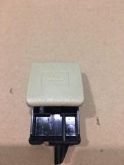 Ручка открывания капота TOYOTA HIGHLANDER 2019 Б/У Ручка открывания капота TOYOTA HIGHLANDER 2019