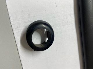 Фото запчасти кольцо парктроника заднее TOYOTA Land Cruiser 2010 Б/У запчасть Запчасть кольцо парктроника заднее TOYOTA Land Cruiser 2010