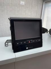 Монитор TOYOTA Land Cruiser 2017 Б/У Монитор TOYOTA Land Cruiser 2017