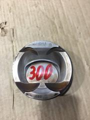 Поршень правый TOYOTA LAND CRUISER 300