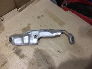 Экран тепловой левый TOYOTA Land Cruiser 2017