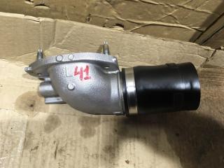 Патрубок интеркулера левый левый TOYOTA Land Cruiser 2017