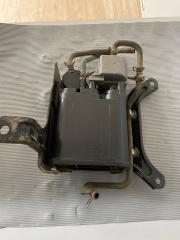 Абсорбер (фильтр угольный) LEXUS LX570 2011