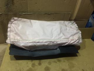 Подушка безопасности в колени правая TOYOTA Land Cruiser 2015 Б/У Подушка безопасности в колени правая TOYOTA Land Cruiser 2015