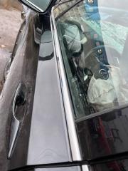 Молдинг стекла передний левый LEXUS RX300 2019