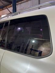 Стекло кузовное глухое левое TOYOTA Land Cruiser 2015