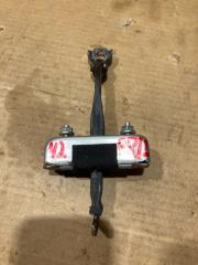 Ограничитель двери задний TOYOTA Camry 2017