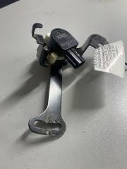 Датчик регулировки дорож. просвета передний левый LEXUS LX570 2011