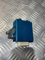 Реле( двойное) запирания дверей TOYOTA Land Cruiser 2015 Б/У Реле( двойное) запирания дверей TOYOTA Land Cruiser 2015