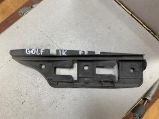 Запчасть крепление бампера переднее правое VOLKSWAGEN Golf 2003-2008