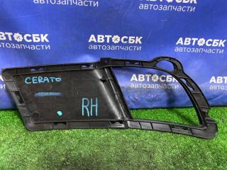 Оправа туманки правая Cerato 2008-2013 TD D4FB