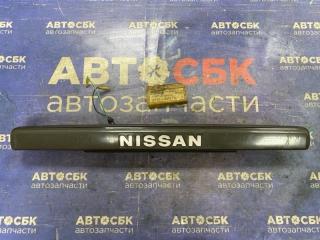 Запчасть накладка 5-й двери Nissan Vanette 1984-