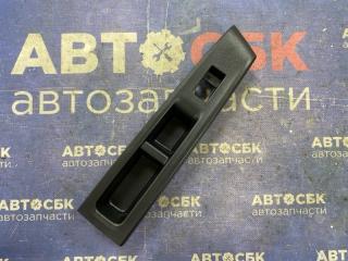 Накладка блока стеклоподьемников передняя левая Toyota Vitz 2010-2020
