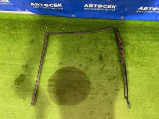 Запчасть уплотнитель стекла двери задний левый MAZDA Axela 2003-2009