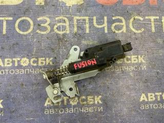 Запчасть активатор замка багажника Ford Fusion 2002-2012