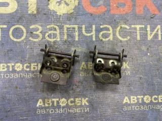 Запчасть петля дверная Ford Fusion 2002-2012