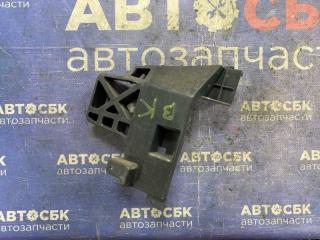 Запчасть крепление бампера переднее левое Mazda Axela  2002-2009