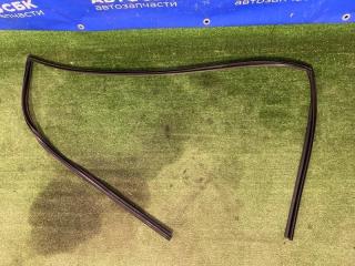 Фото запчасти уплотнитель стекла двери передний левый Mitsubishi Lancer 2003-2007 контрактная запчасть Запчасть уплотнитель стекла двери передний левый Mitsubishi Lancer 2003-2007