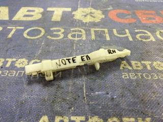 Запчасть крепление бампера переднее правое Nissan Note