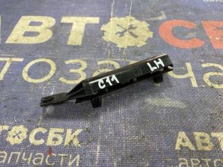 Запчасть крепление бампера переднее левое Nissan Tiida Latio