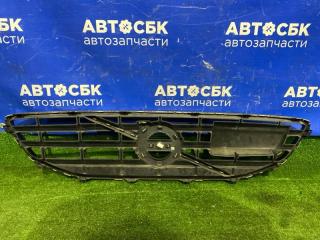 Решетка радиатора V40 2012-2016 MV B4154T4