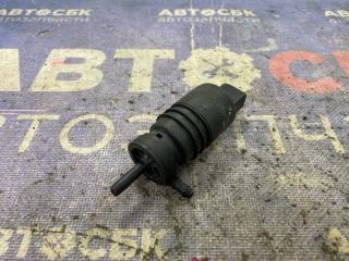 Запчасть насос стеклоомывателя BMW 5-Series