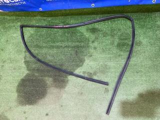 Запчасть уплотнитель стекла двери передний левый Daihatsu Move 2006-2010