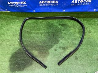 Запчасть уплотнитель стекла двери передний левый Peugeot 107 2005-2009