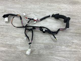 Фото запчасти проводка двери передняя левая TOYOTA YARIS Hibrid 2016 контрактная запчасть Запчасть проводка двери передняя левая TOYOTA YARIS Hibrid 2016