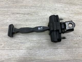 Фото запчасти ограничитель двери задний правый FORD FIESTA 2011 контрактная запчасть Запчасть ограничитель двери задний правый FORD FIESTA 2011