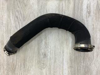 Запчасть патрубок интеркулера AUDI A5 2011