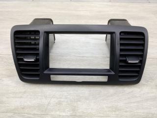 Запчасть рамка под магнитолу SUBARU OUTBACK 2008