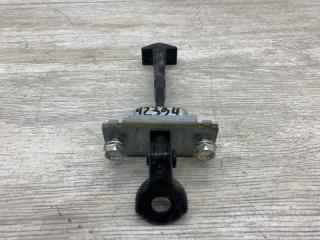 Запчасть ограничитель двери передний правый MAZDA 3 2011