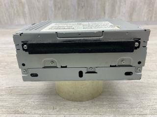 Запчасть cd-чейнджер VOLVO V70 2010