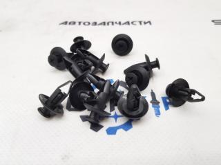 Запчасть клипса Mitsubishi Outlander