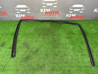 Фото запчасти уплотнитель стекла перед. прав. направляющий Kia Picanto 2 2011 Б/У запчасть Запчасть уплотнитель стекла перед. прав. направляющий Kia Picanto 2 2011