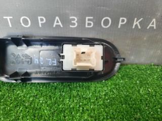 Кнопка стеклоподъемника передняя правая X-Ray Cross 2022 1.6 H4MD