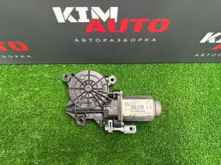 Мотор стеклоподъемника задний правый Volkswagen Polo 5 2013