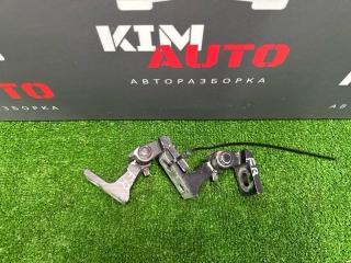 Петли двери передние правые Volkswagen Polo 5 2013