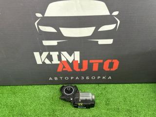 Мотор стеклоподъемника задний правый Kia Ceed 1 HB 2011