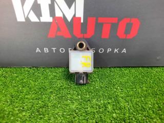 Датчик удара передний Hyundai i30 2012 Б/У Датчик удара передний Hyundai i30 2012
