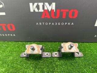 Петли крышки багажника Hyundai Solaris 1 2011