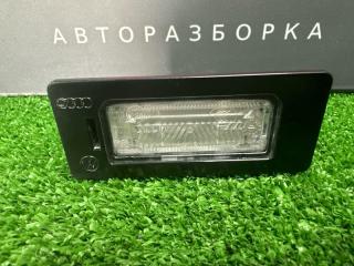 Запчасть плафон подсветки номера Skoda Fabia 2 2011