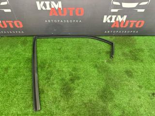 Уплотнитель стекла направляющий задний левый Kia Cerato 2 2011 Б/У Уплотнитель стекла направляющий задний левый Kia Cerato 2 2011