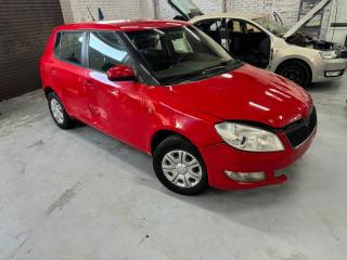 Ответная часть замка багажника Fabia 2 2011 1.4 CGGB Ответная часть замка багажника Fabia 2 2011 1.4 CGGB