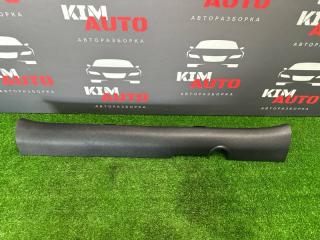 Накладка порога внутренняя передняя правая Kia Rio X 2021