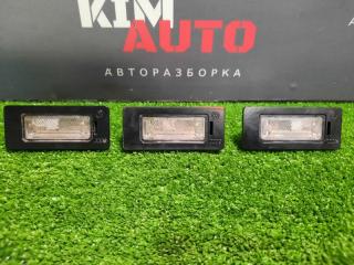 Запчасть плафон подсветки номера Skoda Fabia 2 2011