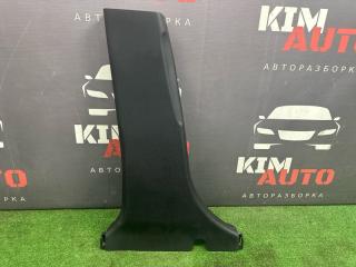 Накладка центральной стойки нижняя левая Kia Ceed 1 2010