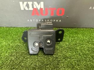 Замок крышки багажника Kia Ceed 1 2010